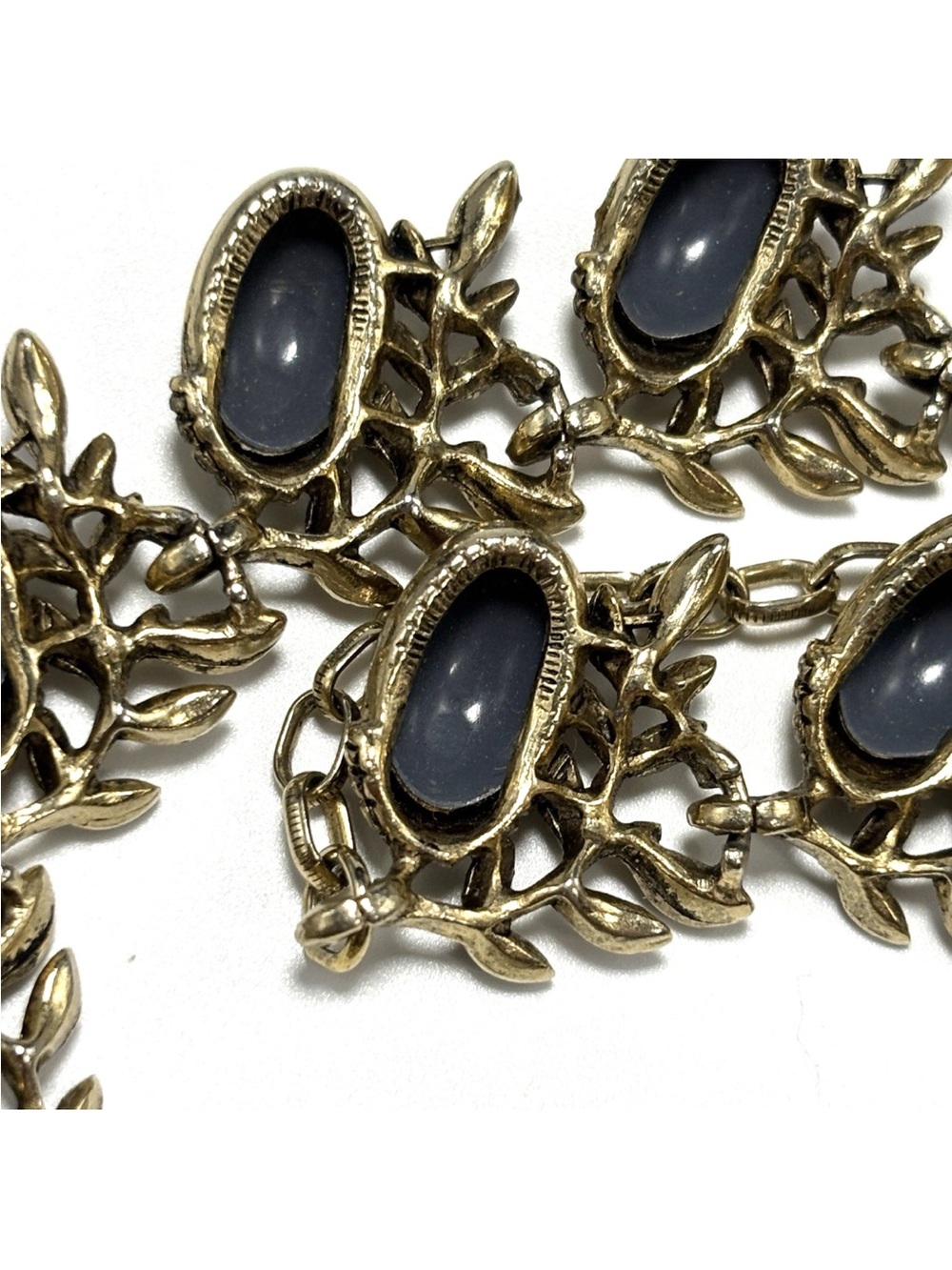 Vintage Attributed To Coro For Knotts Berry Farm Necklace Acorn Goldtone - Picture 7 of 7